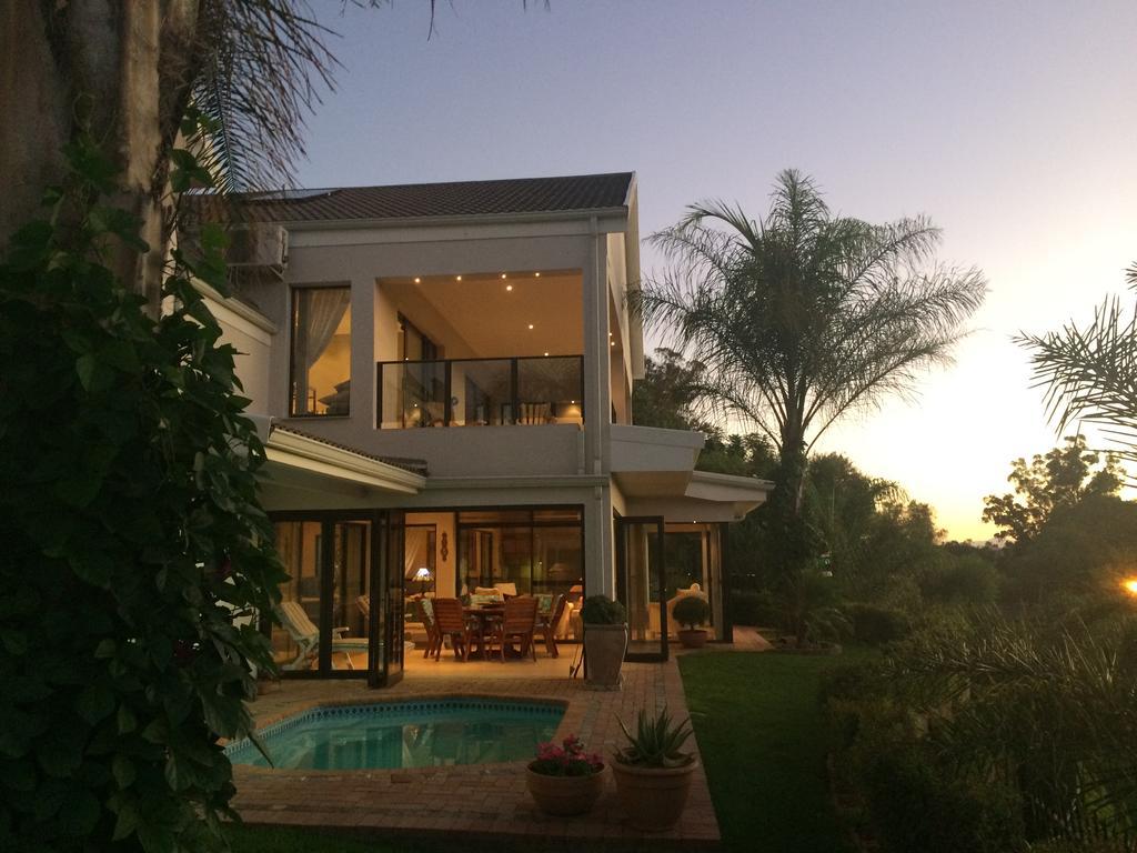 Oewerpalms View Hotel Oudtshoorn Exterior photo